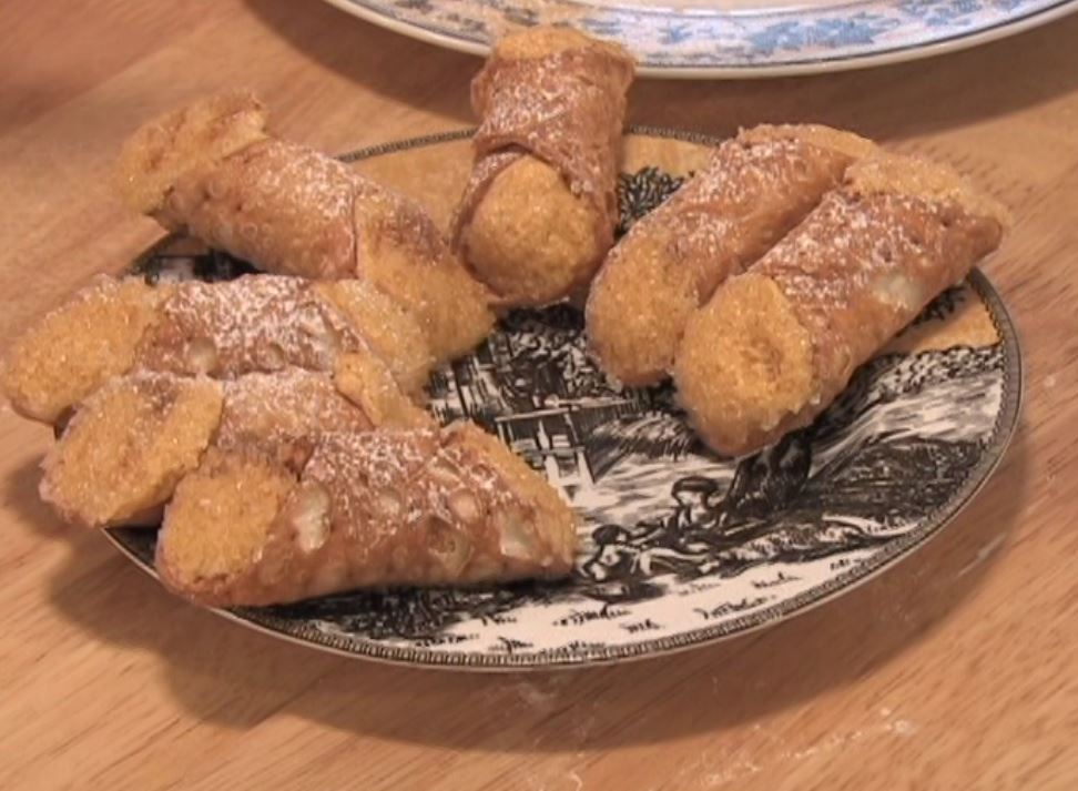 Euro Kitchen #12 - Pumpkin Raviolis & Cannolis