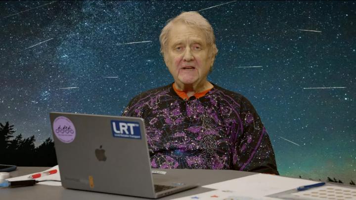 Thumbnail image for The Sky This Month - April 2026