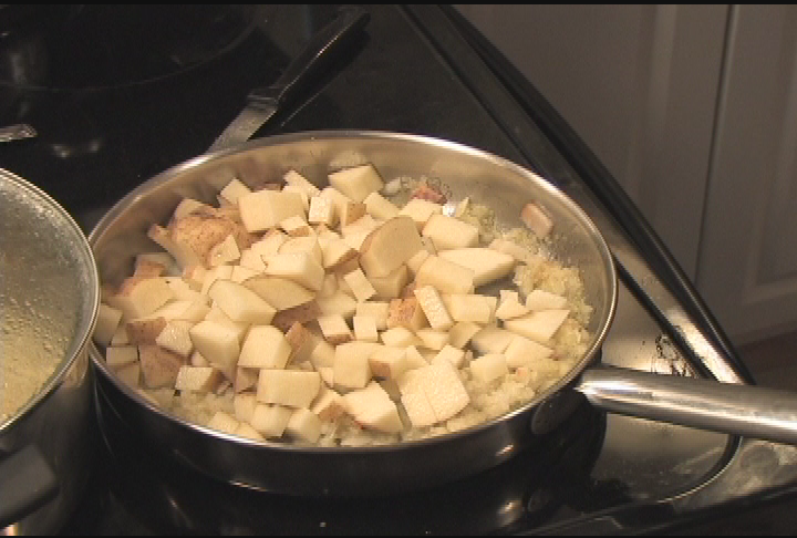 Euro Kitchen - Split Pea Soup & Corn Chowder