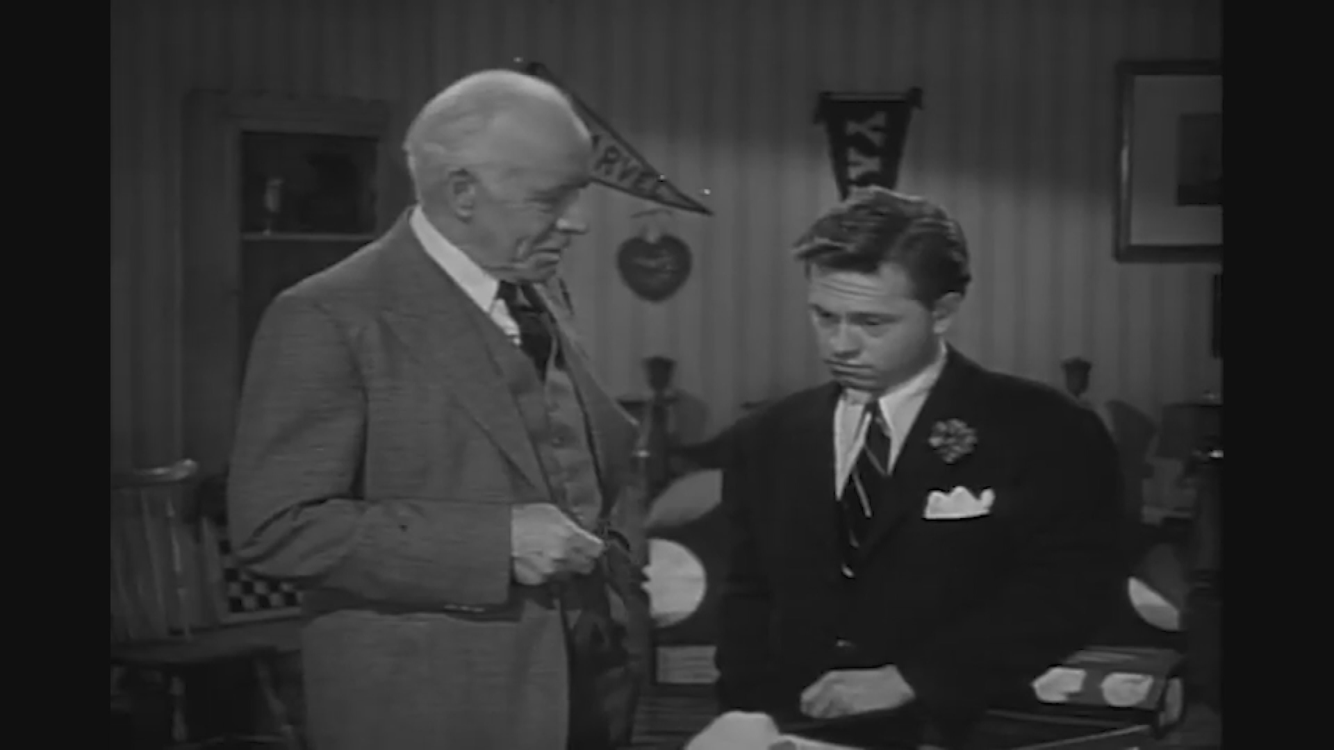 Classic Movies - "Love, Laughs at Andy Hardy" (1946)